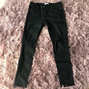 Fashion Nova Men Skinny Jeans.